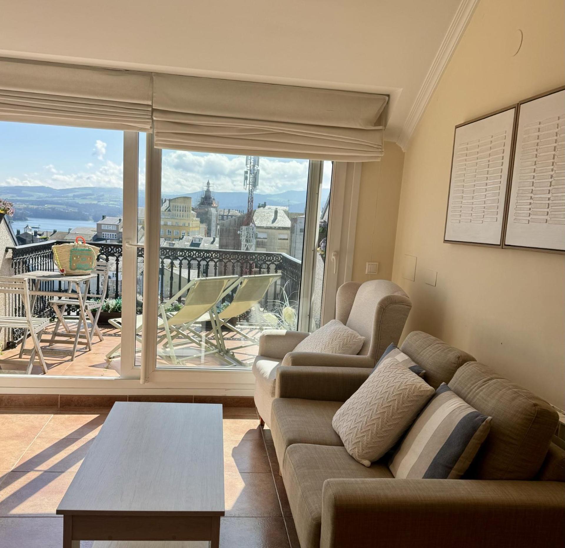Moderno Piso Con La Mejor Terraza De Ribadeo Y Vistas Maravillosas Exterior foto